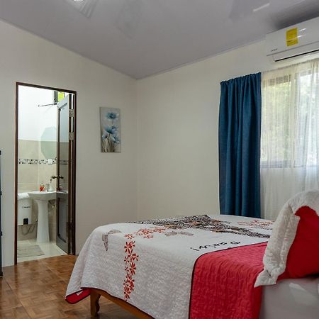 Yellow House Кепос Экстерьер фото