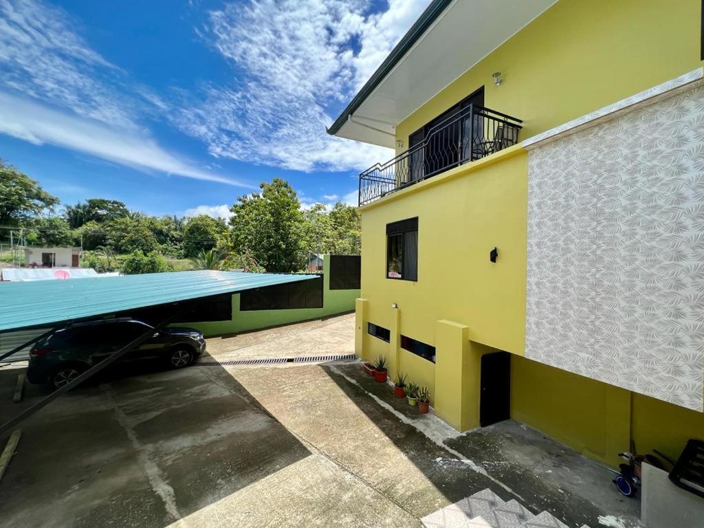 Yellow House Кепос Экстерьер фото